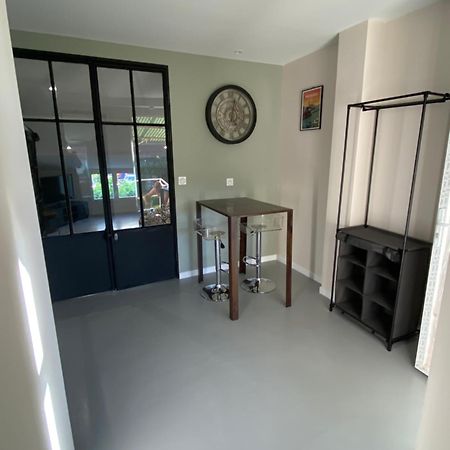 L Atelier Du Golf Lägenhet Périgueux Exteriör bild
